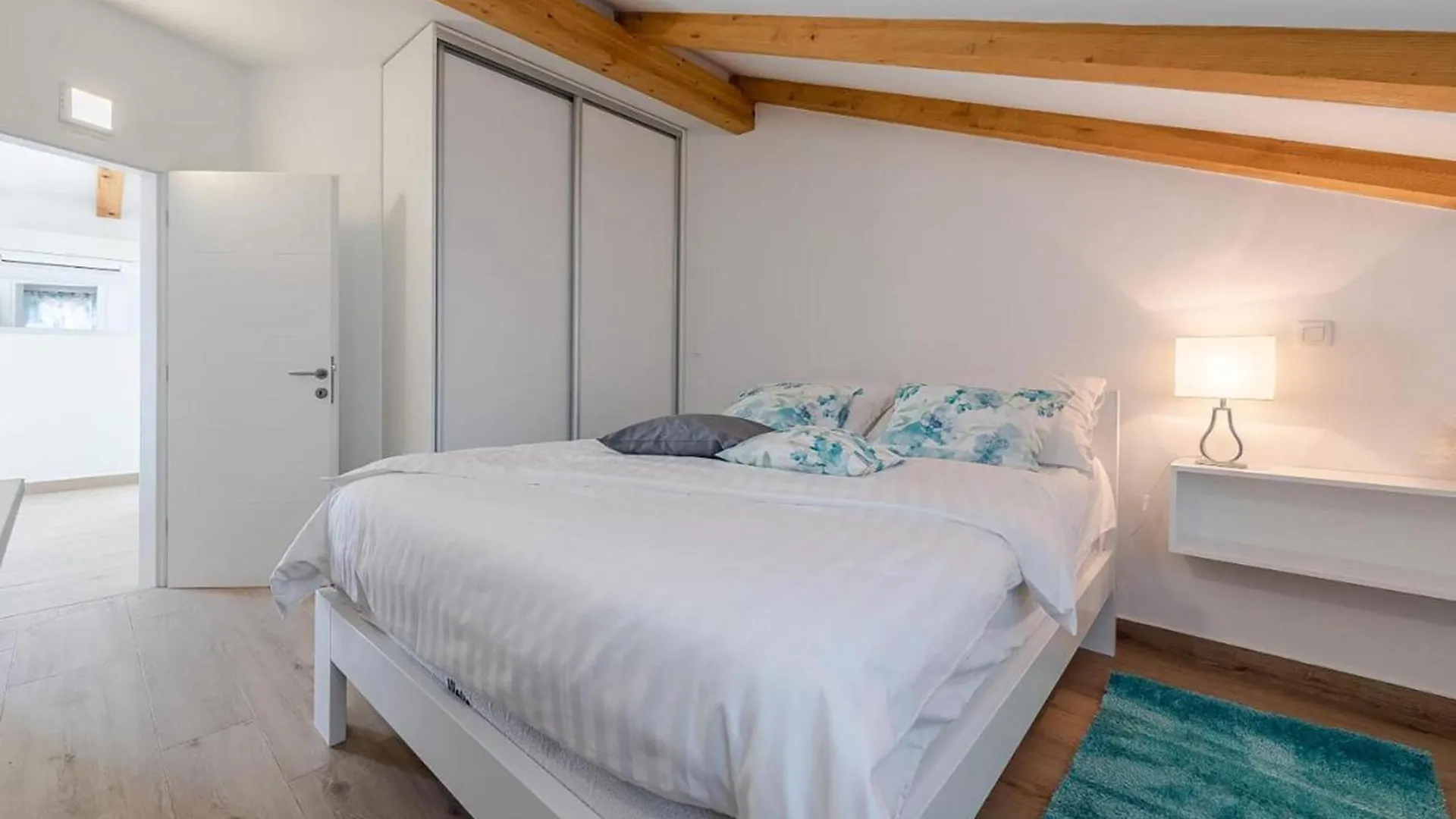 3 Bedroom Stunning Home In Tkon Holiday home