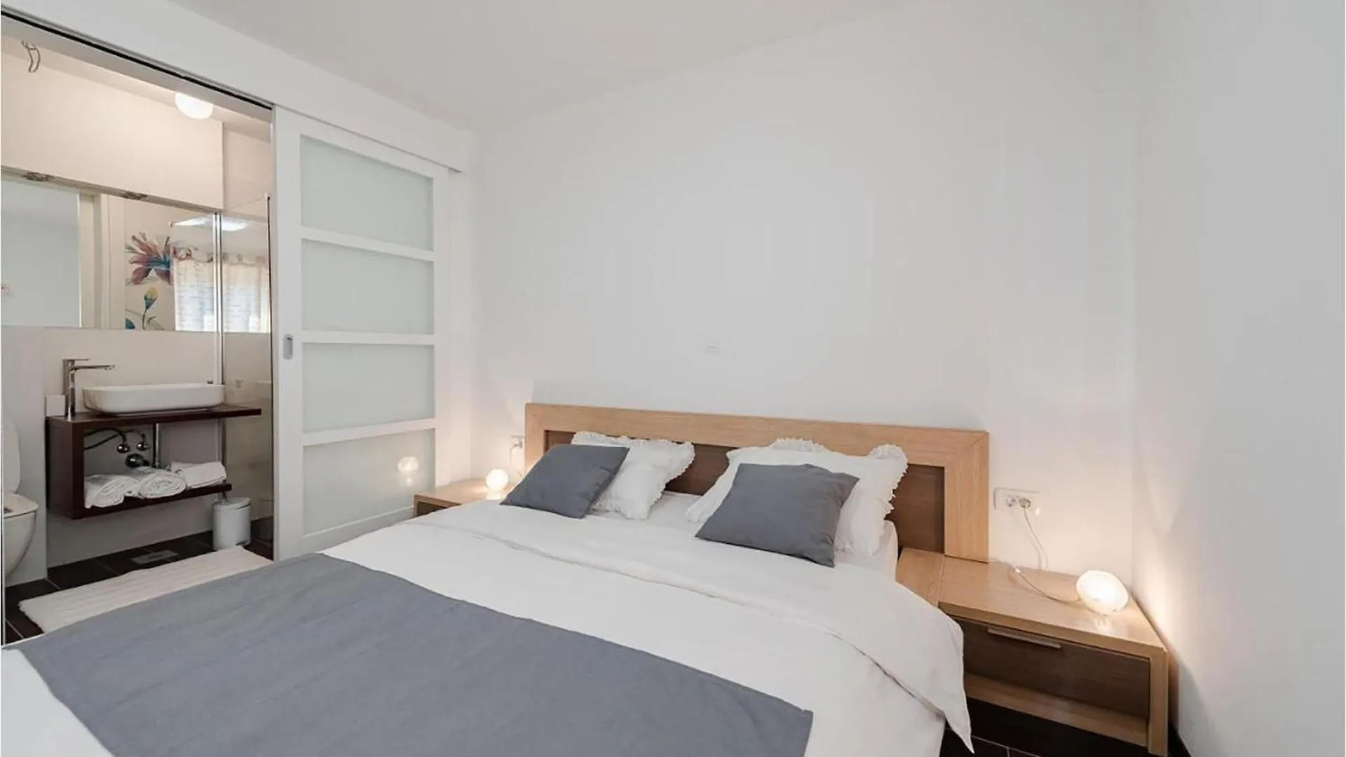 Holiday home 3 Bedroom Stunning Home In Tkon