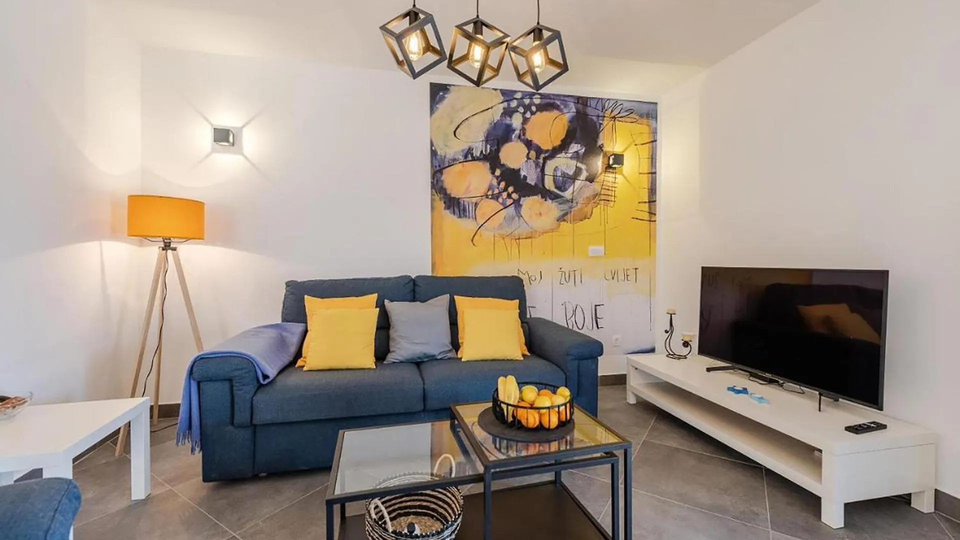3 Bedroom Stunning Home In Tkon 0*,  Croatia