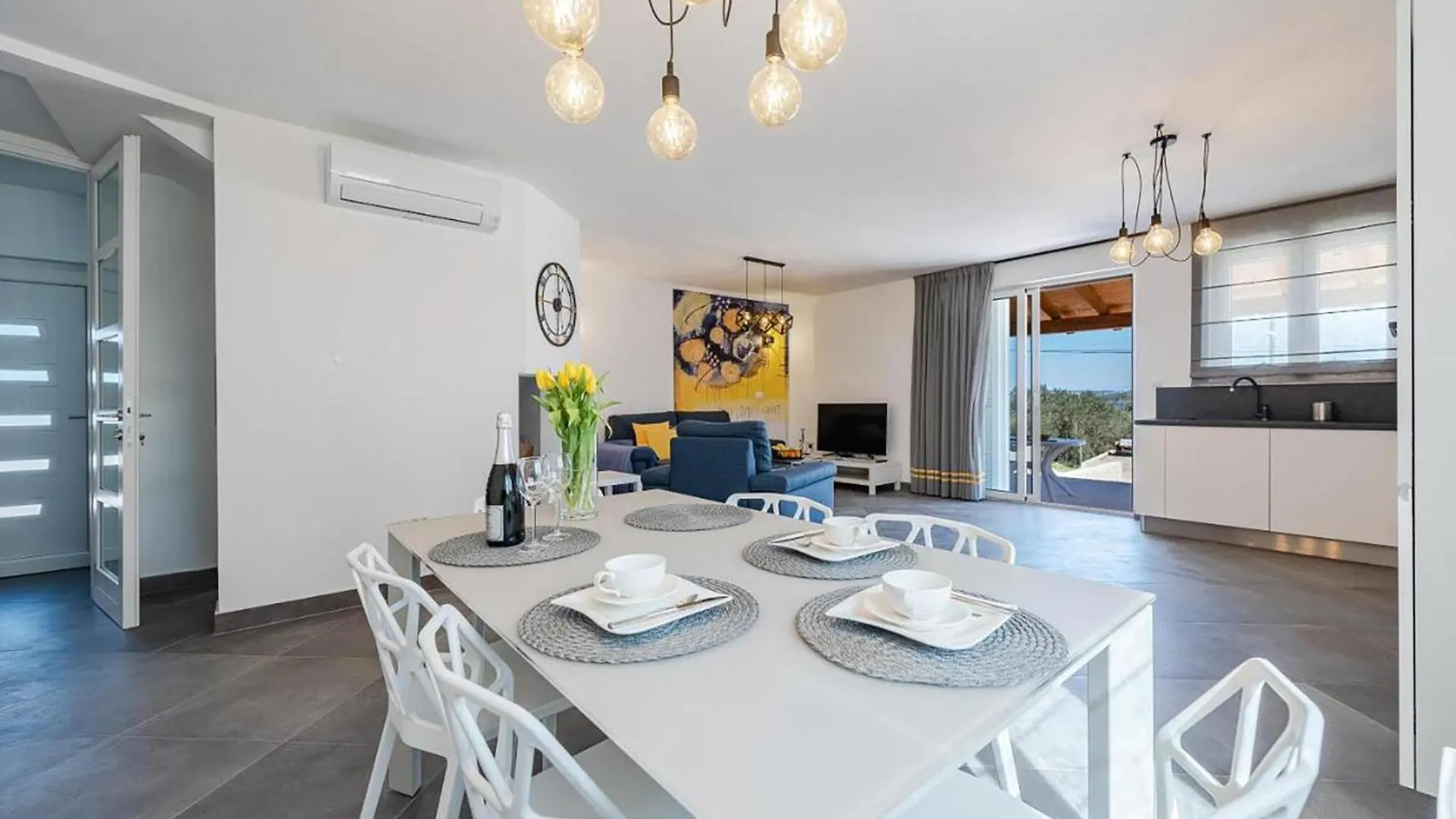 Holiday home 3 Bedroom Stunning Home In Tkon