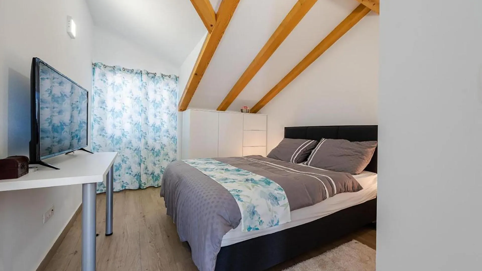 Holiday home 3 Bedroom Stunning Home In Tkon